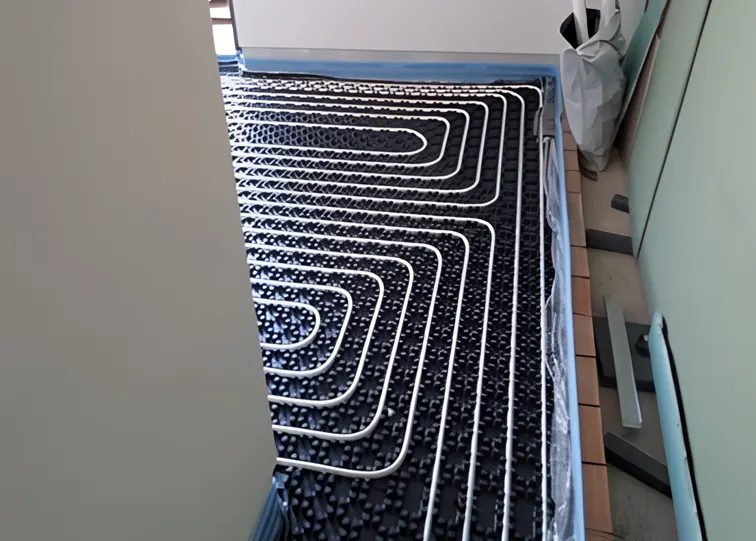 Σύστημα ενδοδαπέδιας θέρμανσης με σωληνώσεις από την Κουρτέσης Water Spa Center