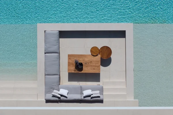 Κατασκευή Πισίνας Μπετού με Μονόπλευρη Υπερχείλιση και Ξεχωριστό Τζακούζι 17