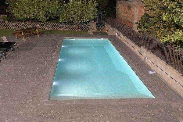Πισίνα με Πάνελ Πολυπροπυλενίου με Skimmer Ανακυκλοφορίας