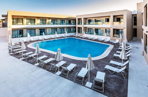 Κατασκευη πισινας μπετον