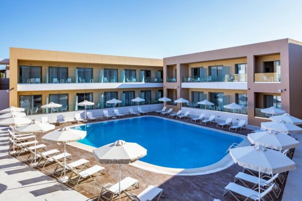 Κατασκευη πισινας μπετον